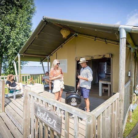 Jachthaven Nieuwboer Hotel Bunschoten Exterior foto